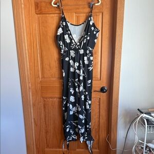 Elegant Black and White Floral Maxi Dress